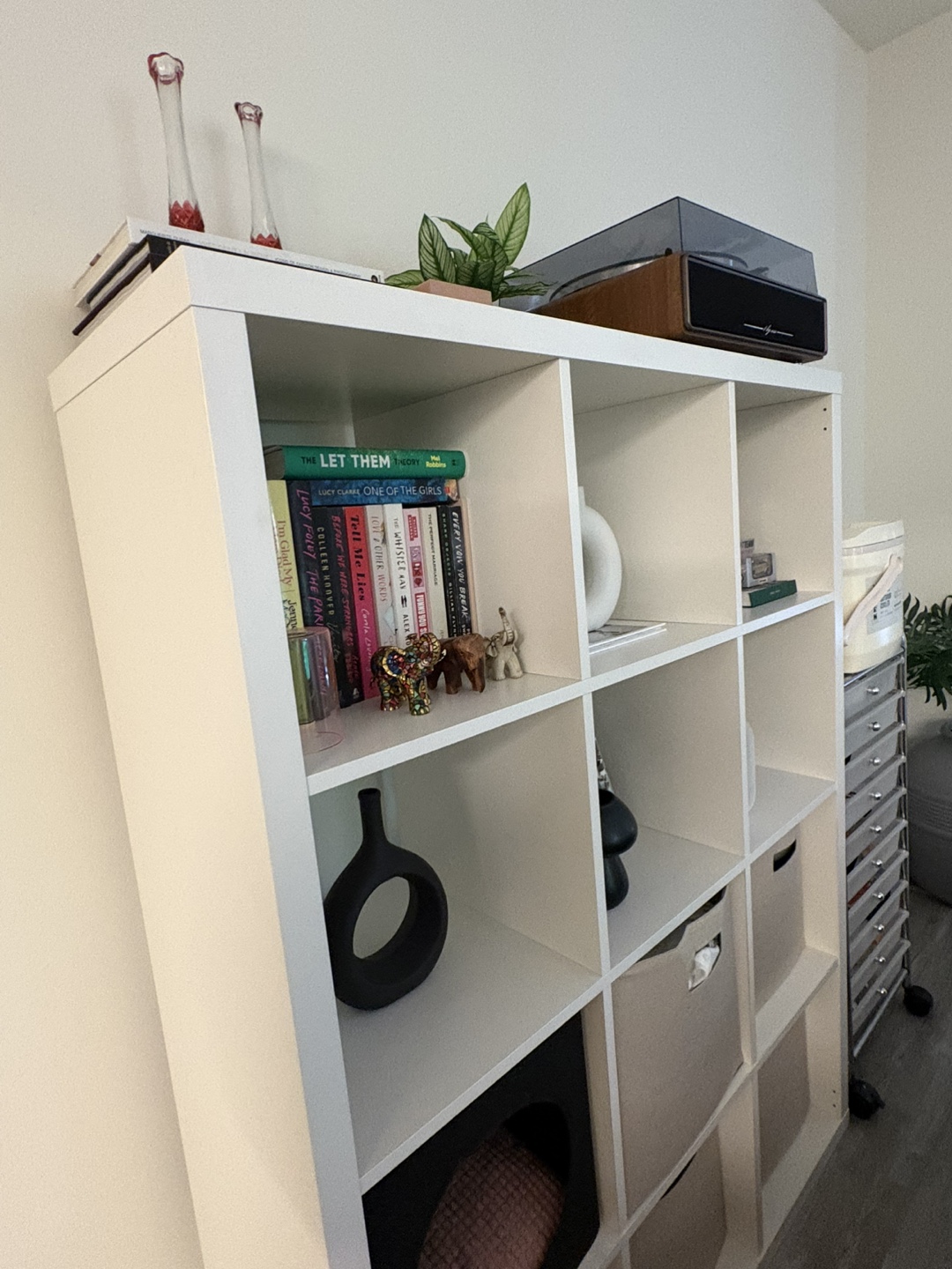 IKEA Kallax Shelf Unit - photo 2