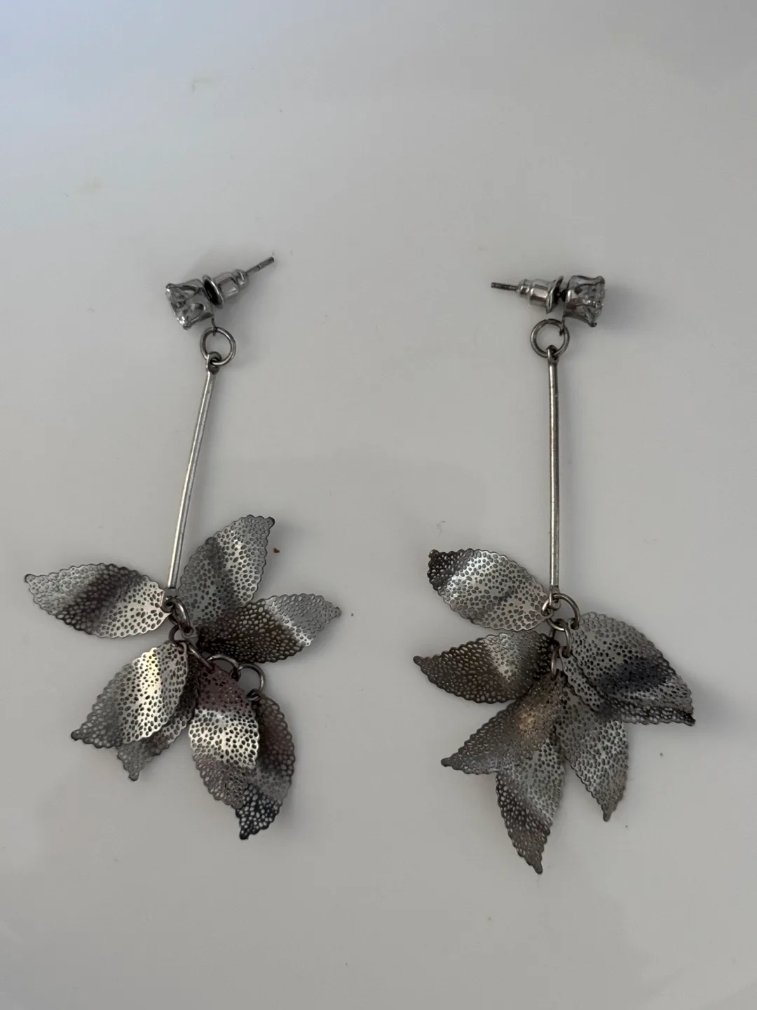 Silver Floral Drop Earrings image indicator(2)