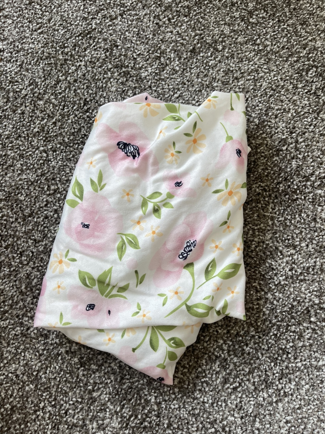 TotAha Bassinet Sheet- Meredith Floral, 32x16