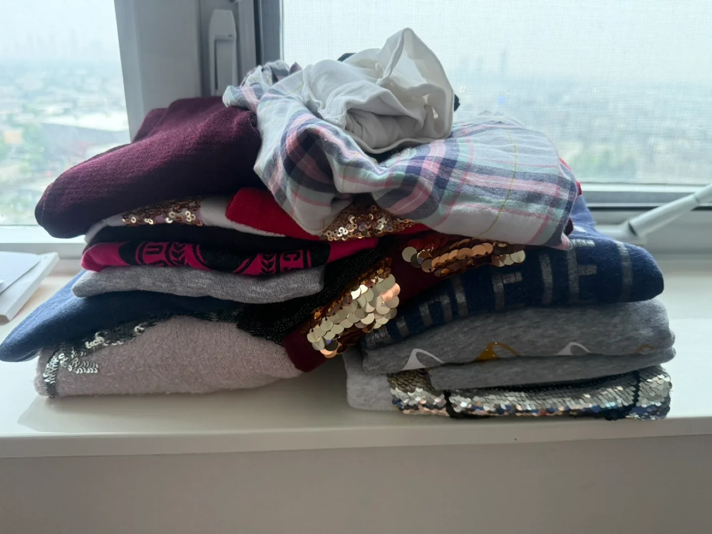 Mixed Clothing Lot thumbnail