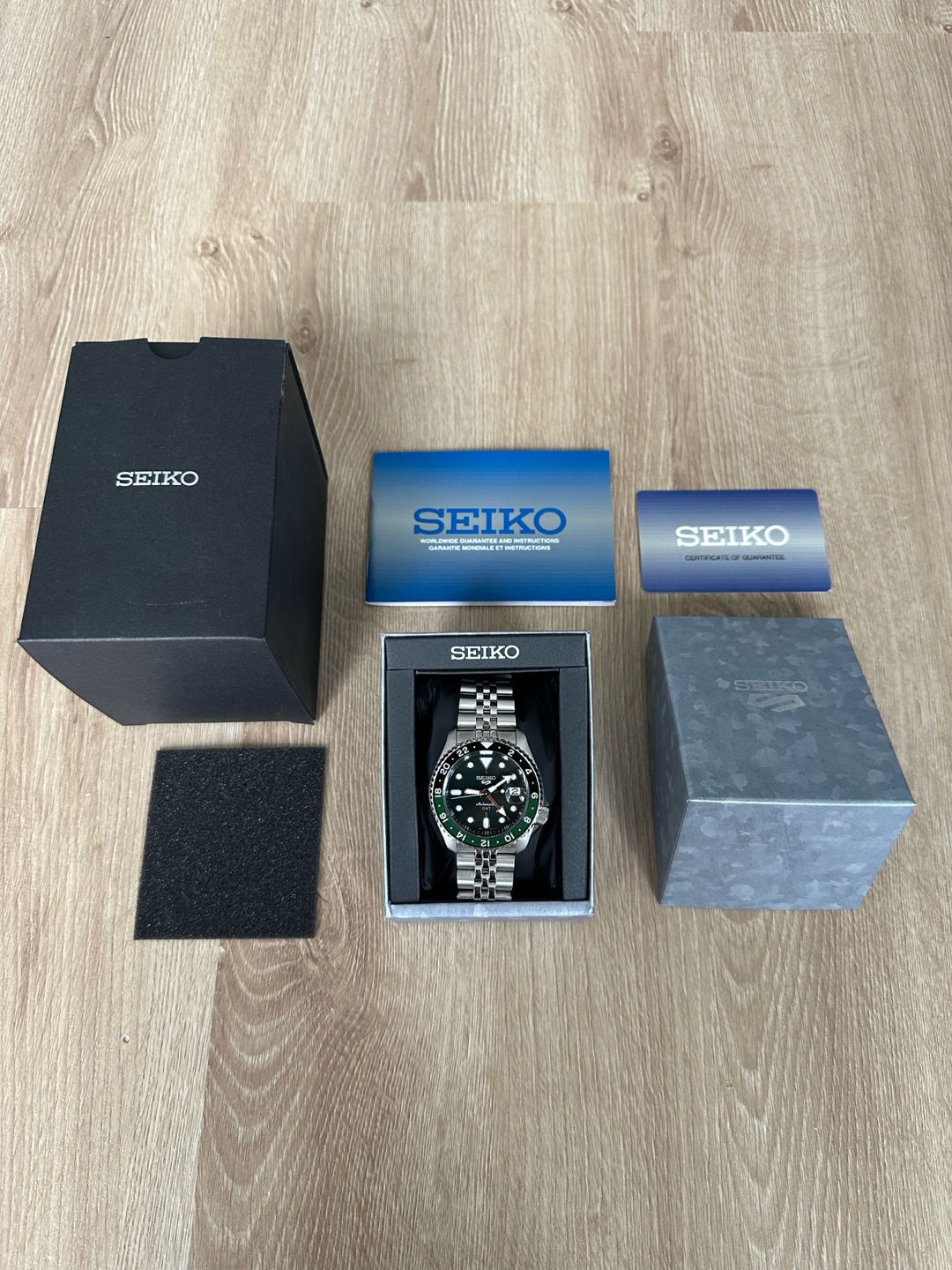 Brand New Seiko SSK035 GMT - photo 2