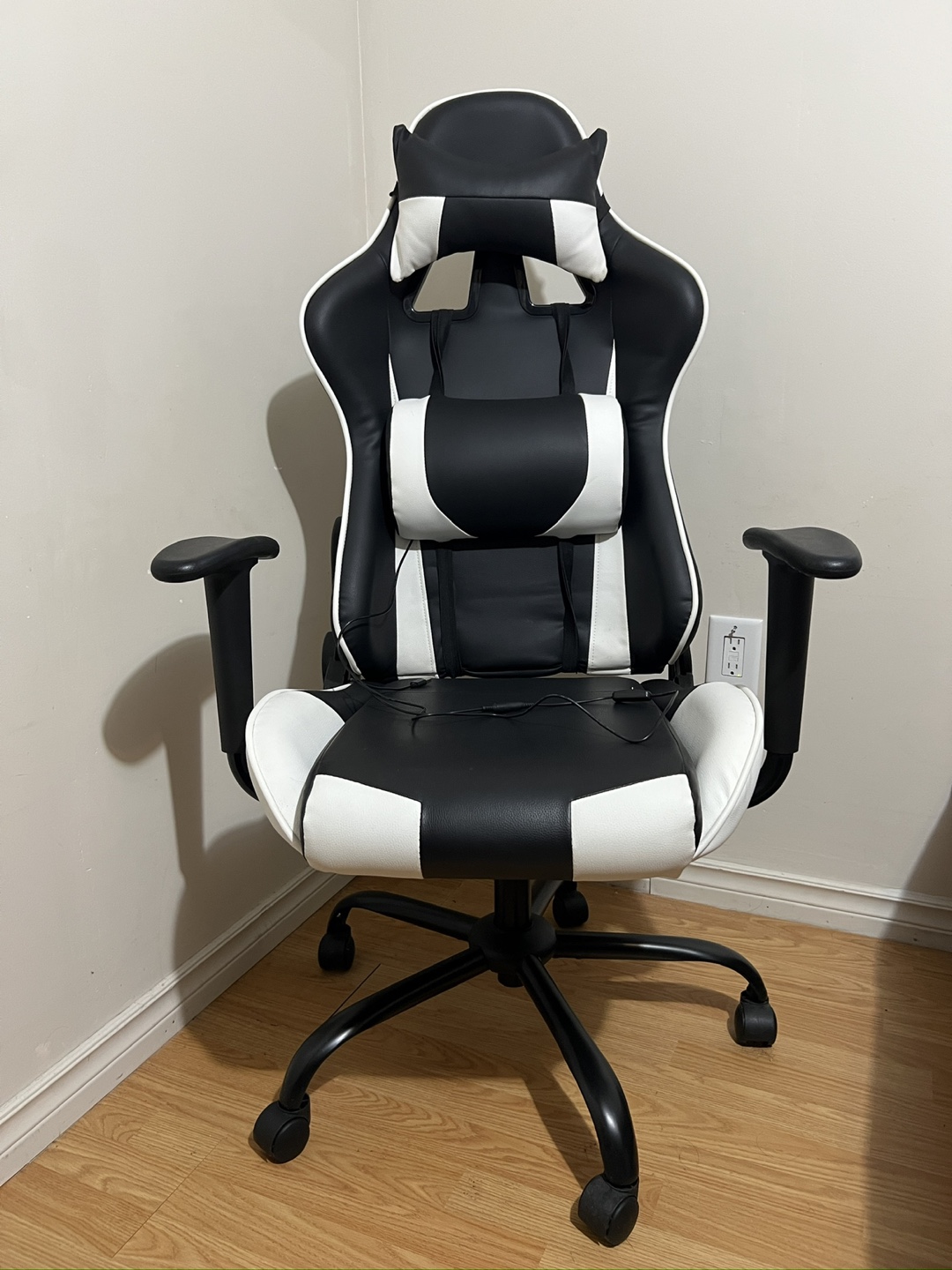 Black and White Gaming Chair - photo 3
