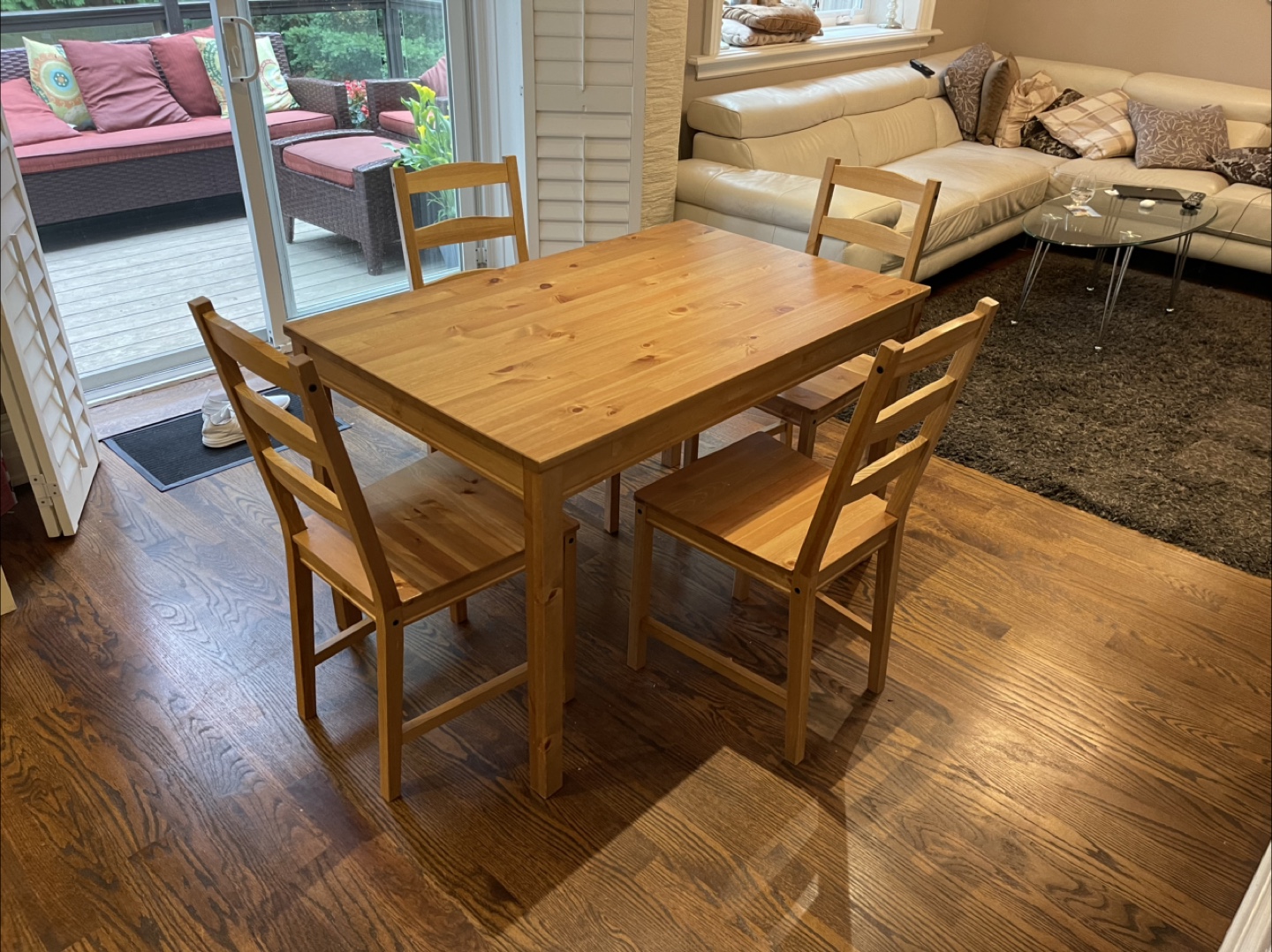 IKEA Dining Table with 4 Chairs - Solid Wood - photo 5