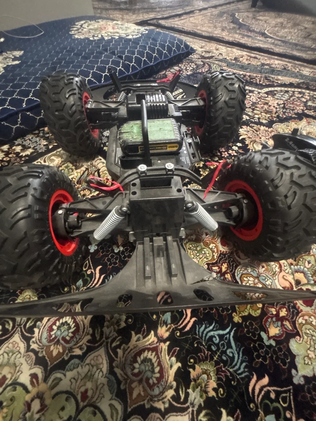 DeWalt 20V Power Drive RC Truck