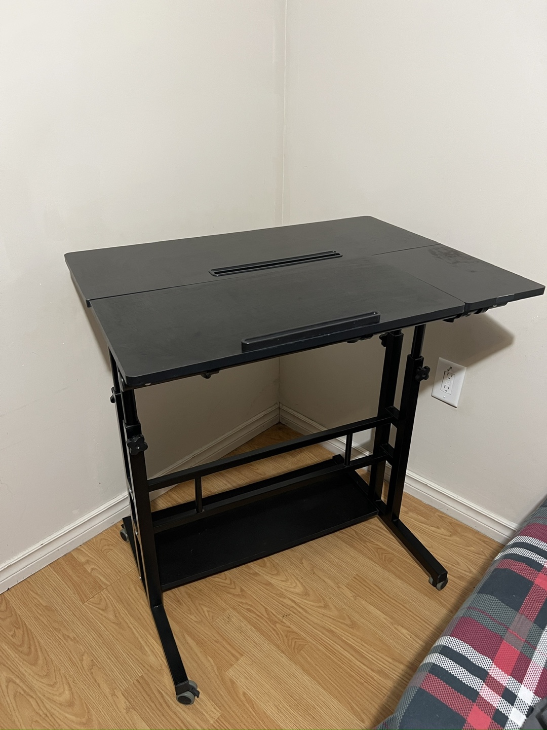 Adjustable Height Desk, Home, Office - photo 2
