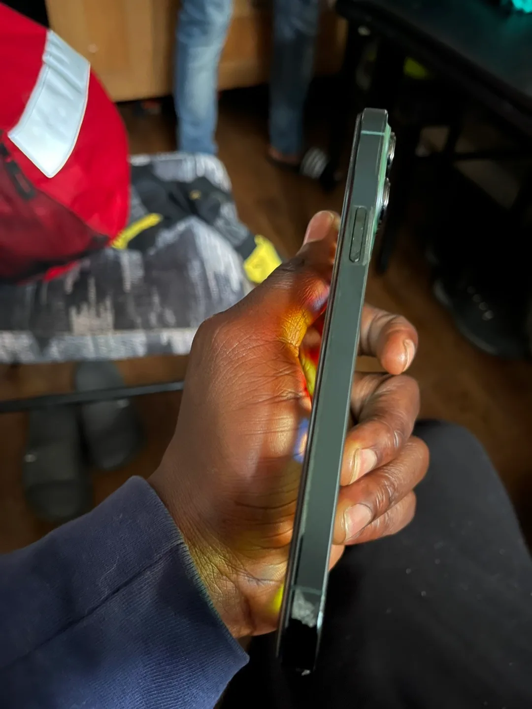 iPhone 13 Pro Max image indicator(3)