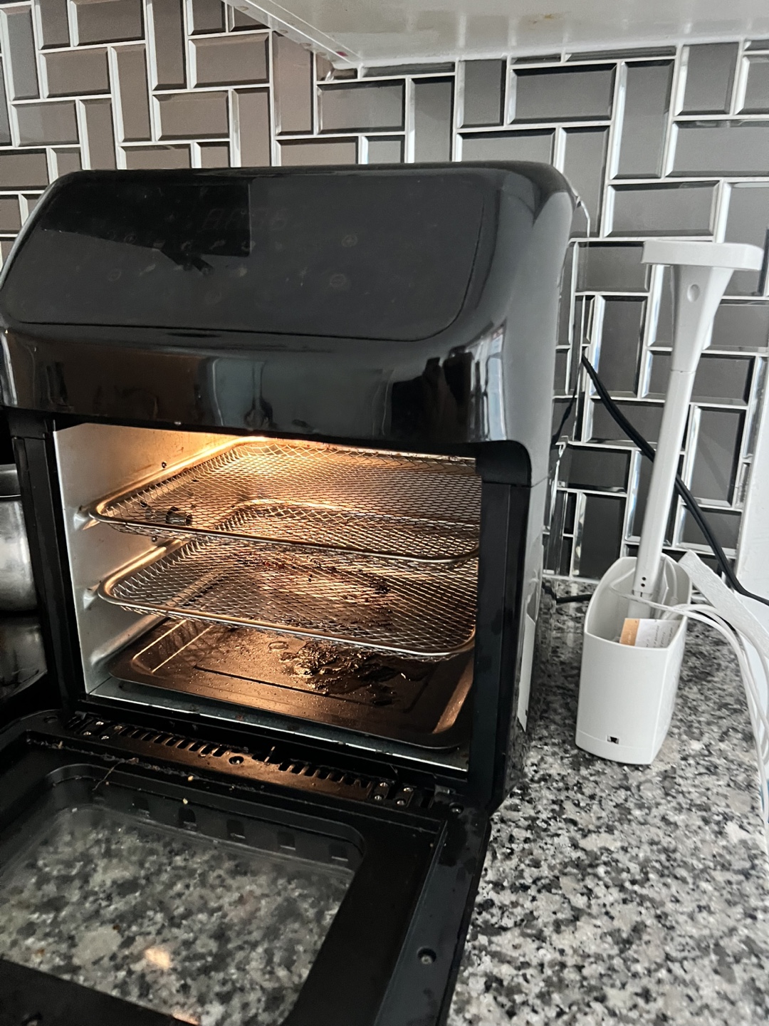thinkkitchen Air Fryer Oven - photo 2