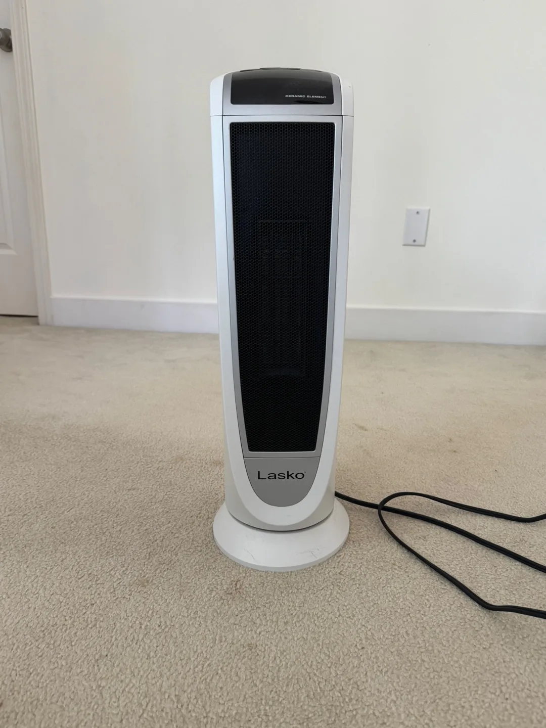 Lasko Ceramic Element Space Heater thumbnail