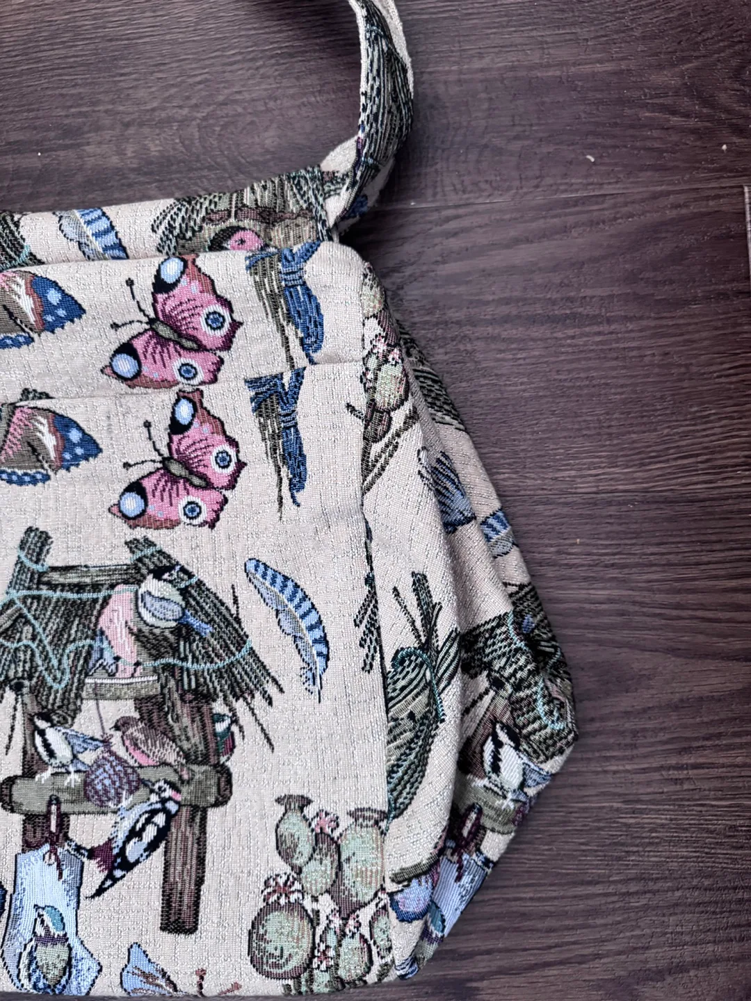 Tapestry Butterfly Bag image indicator(4)