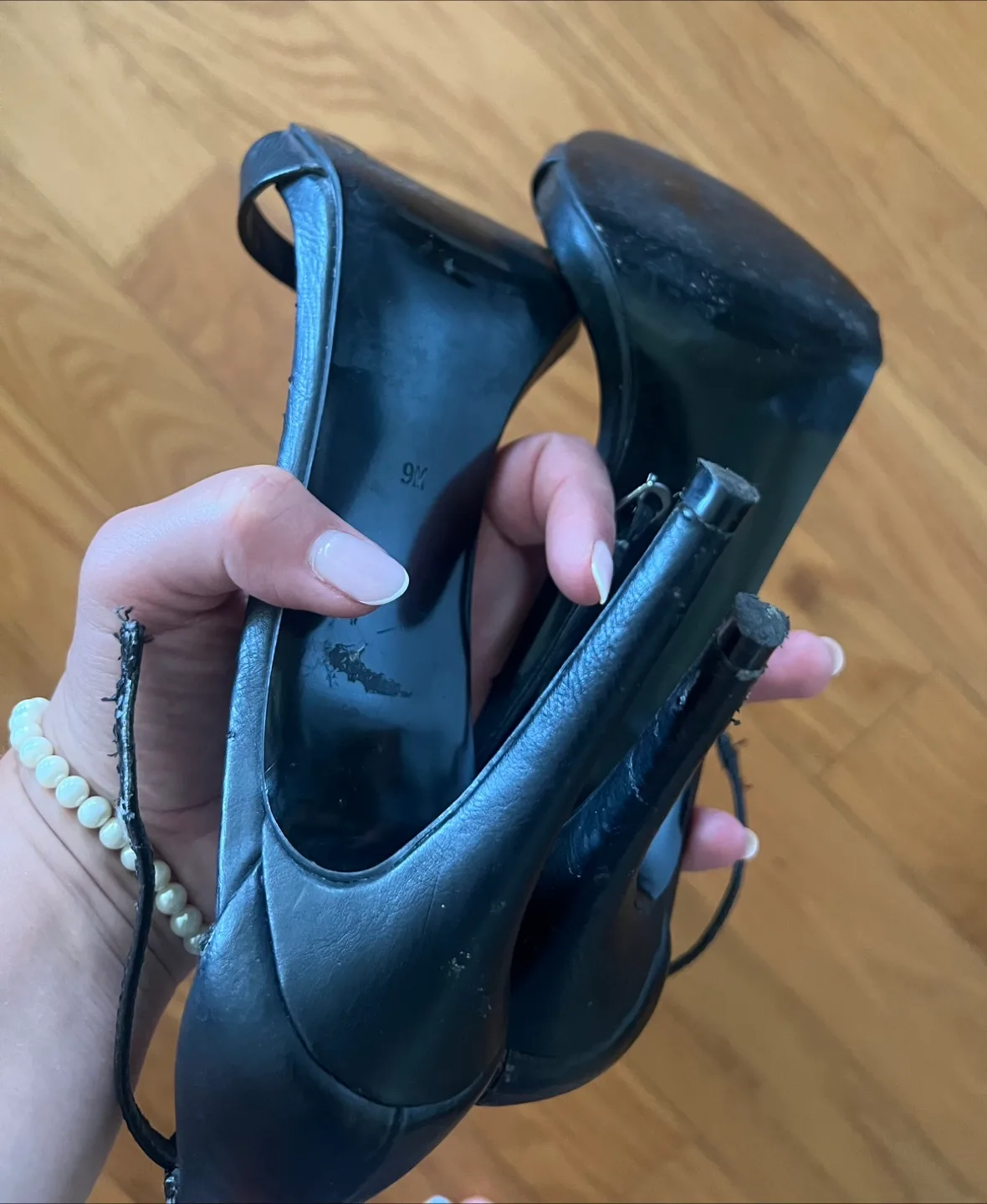 Steve Madden Black Heels - Size 9.5 image indicator(2)