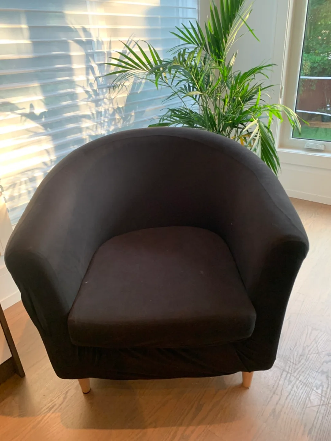 Free chair thumbnail