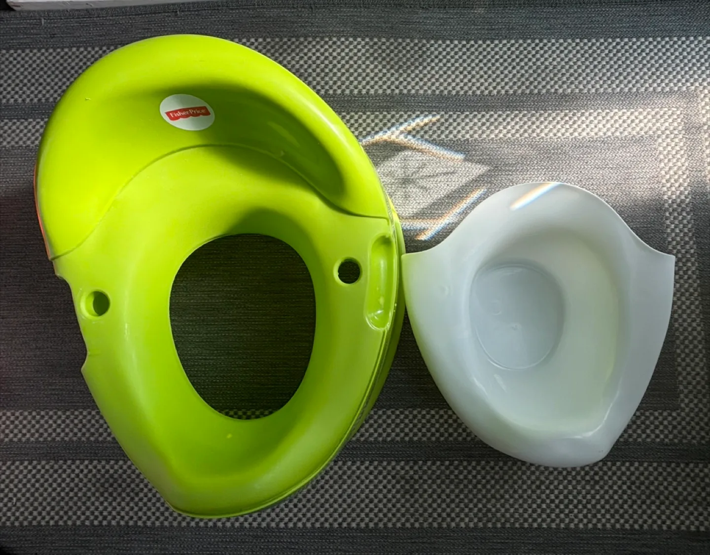 Diaper Genie Expressions with Paw Patrol Potty Seat image indicator(8)