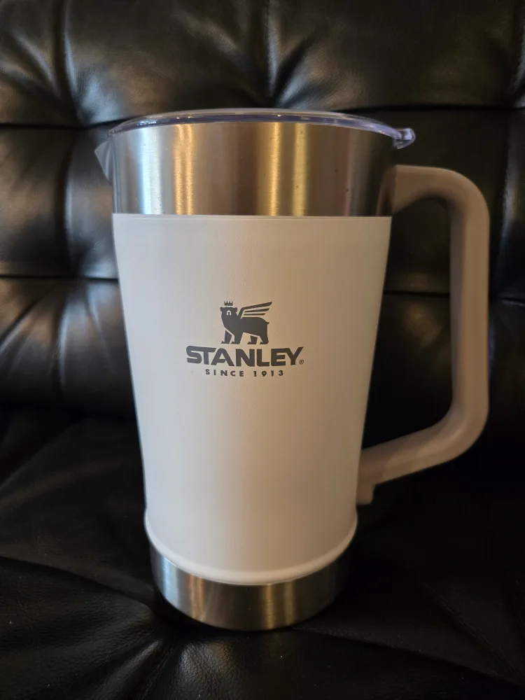 Stanley Insulated Pitcher 64 oz 💚 thumbnail
