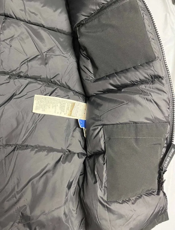 Canada Goose Black Winter Parka image indicator(8)