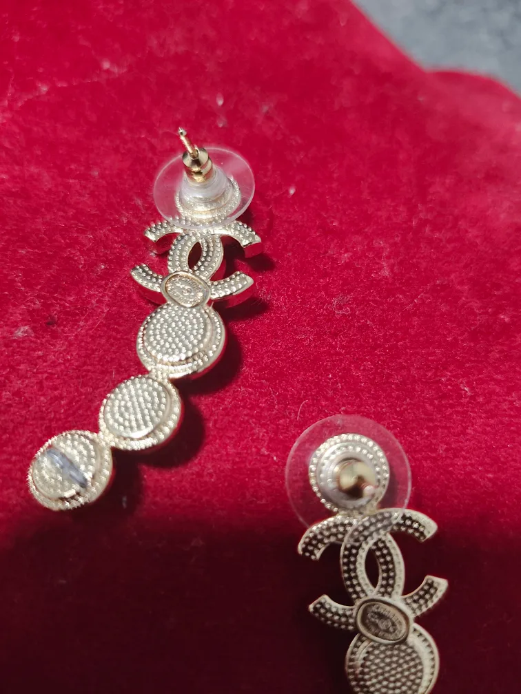 Chanel Earrings with Pink Stones image indicator(4)