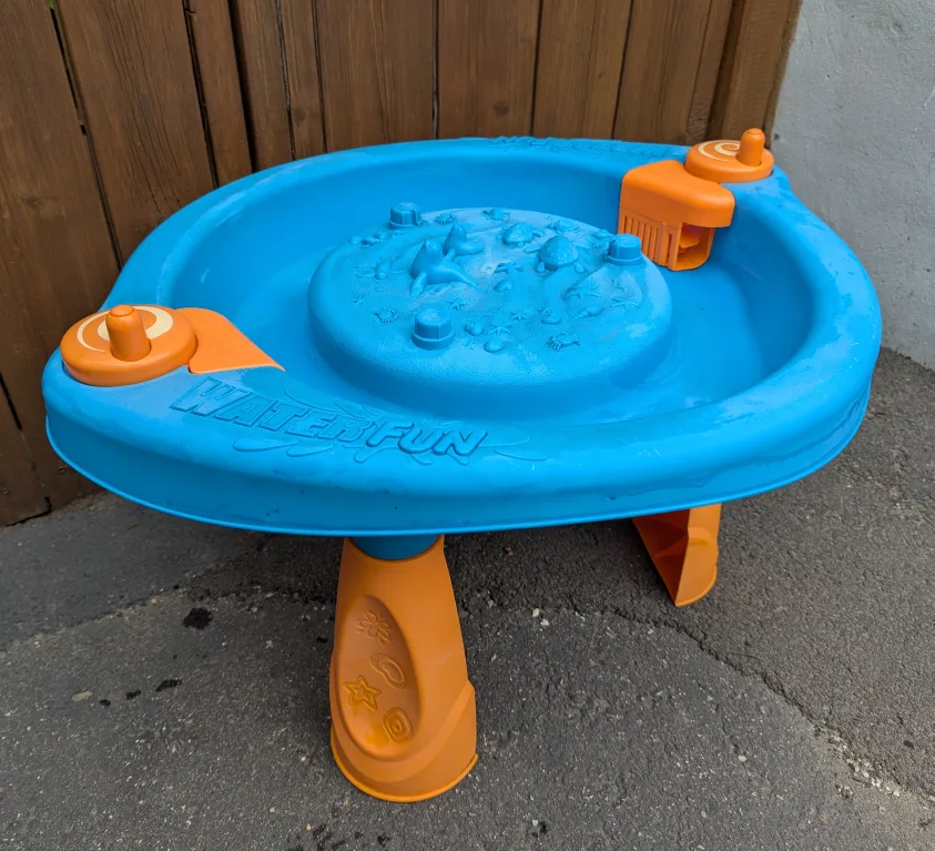 Summer Time Fun! - Water Table for Kids ~ *Pre-Loved* thumbnail