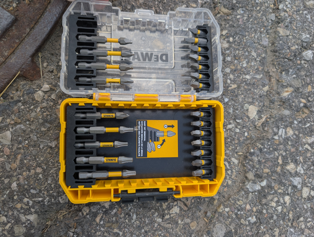 Dewalt Drill Bit Set plus hand tools - photo 4