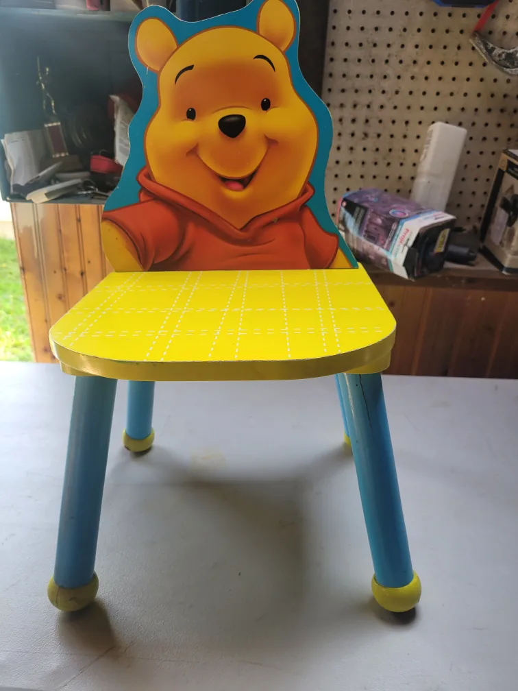 Winnie the Pooh Kids Chair