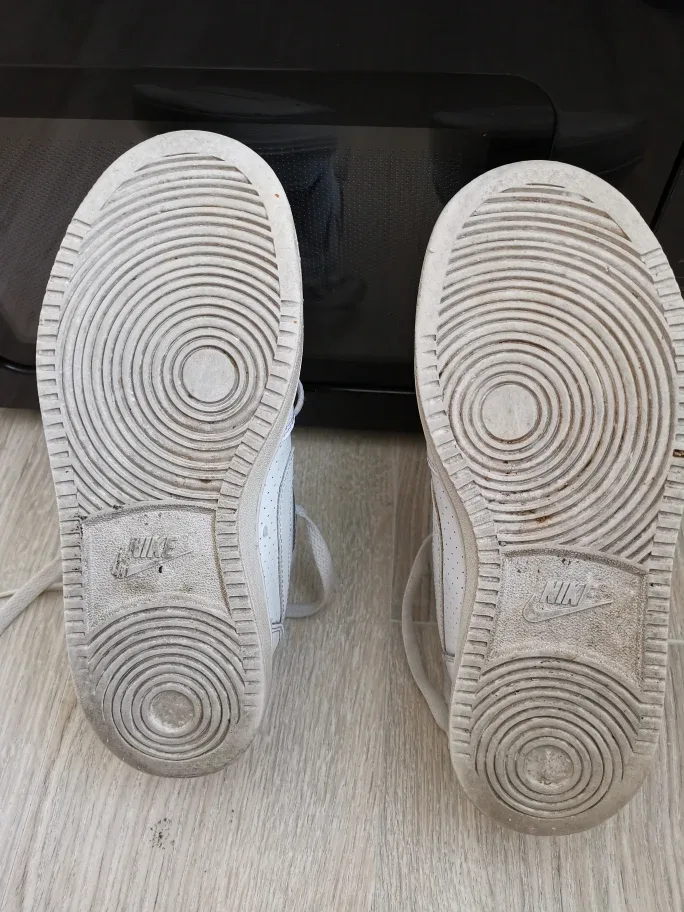 Nike Court Borough Low White Sneakers - Size 3.5Y image indicator(5)