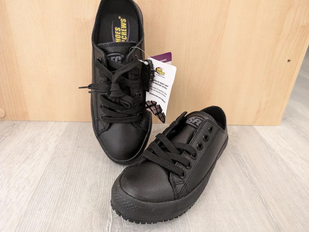 BNWT Shoes for Crews Leather Slip Resistant Shoes thumbnail