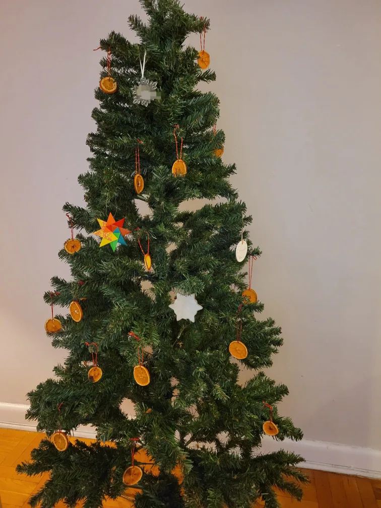 Aspen Fir Christmas Tree (Recycled Plastic) thumbnail