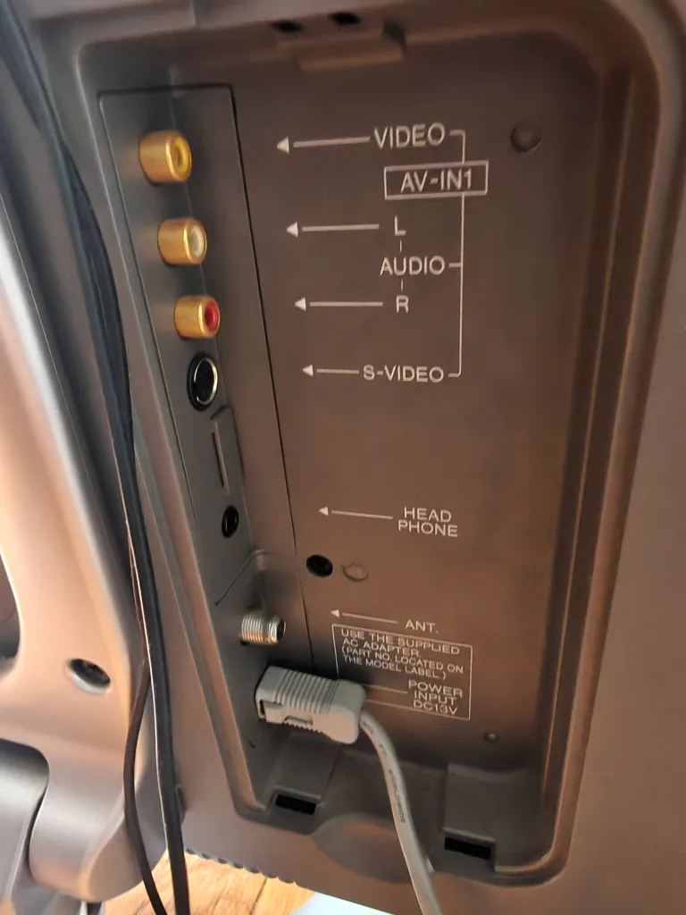 Sharp Aquos LCD TV image indicator(2)