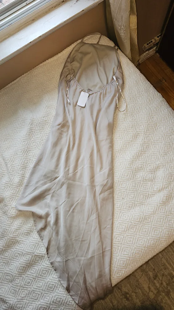 Elegant Asymmetrical Diagonal Hem Dress image indicator(3)