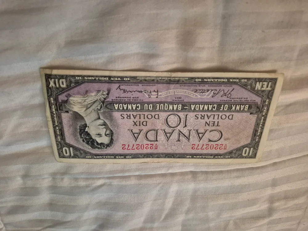 Vintage Canadian Ten Dollar Bill thumbnail