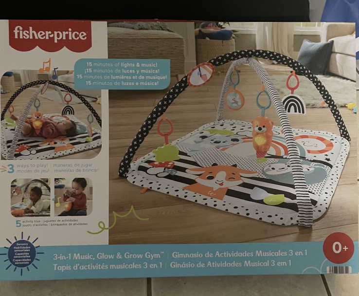 Fisher-Price 3-in-1 Music, Glow & Grow Gym