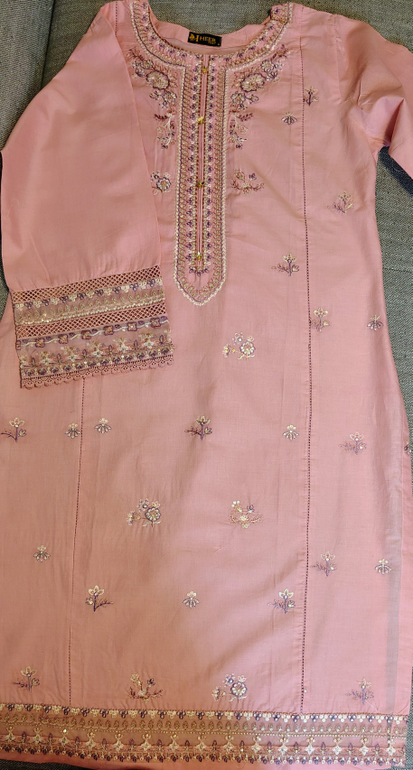 Pink Embroidered Kurti and trouser.blue kurta and trouser - photo 5