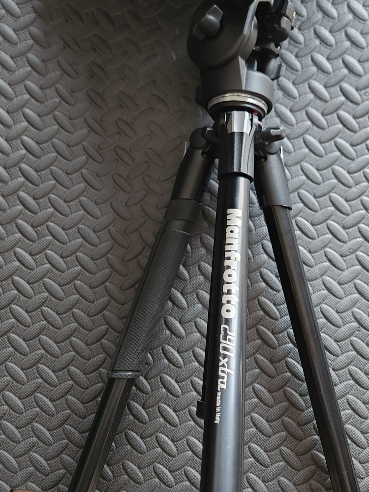Manfrotto 290 Xtra Tripod with Bag - photo 3