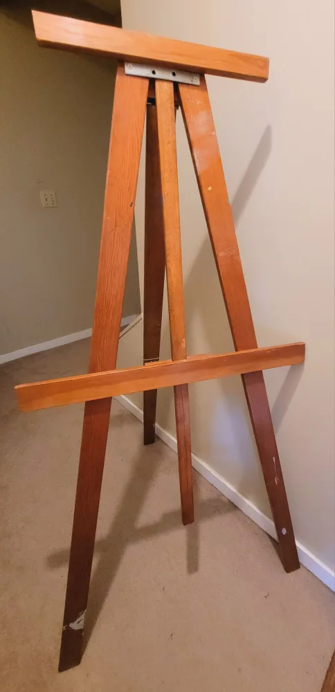 Adjustable Wooden Easel image indicator(2)