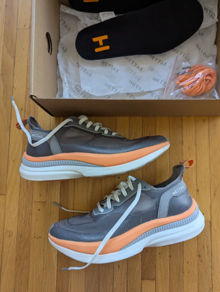 Hettas Alma Tempo Running Shoes - Size 6.5 image indicator(2)