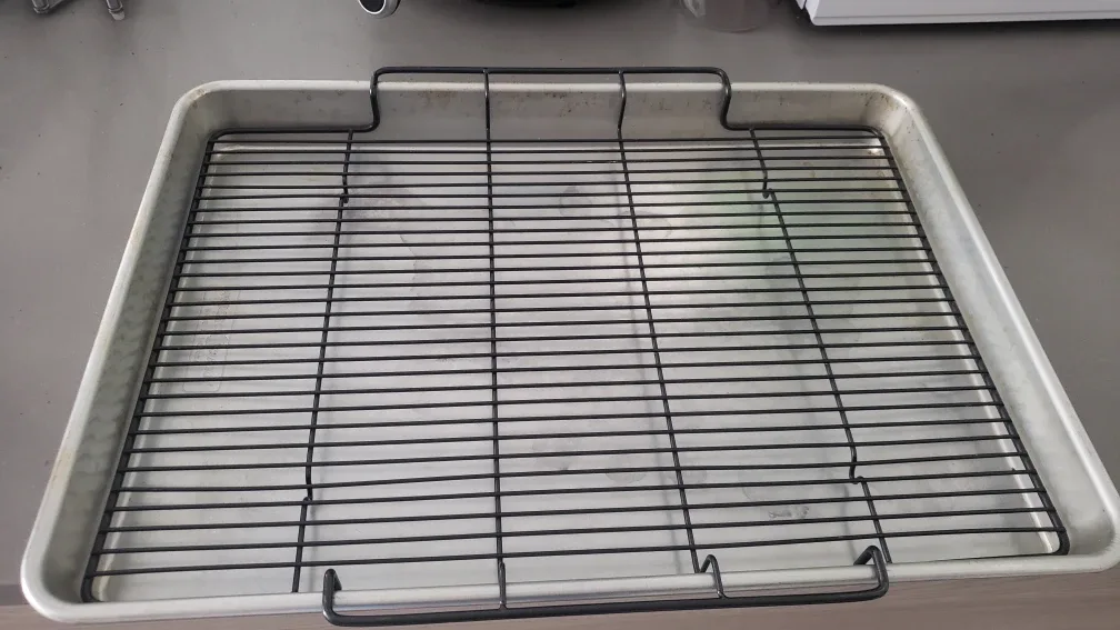 15×21" Baking Sheet with Cooling Rack thumbnail