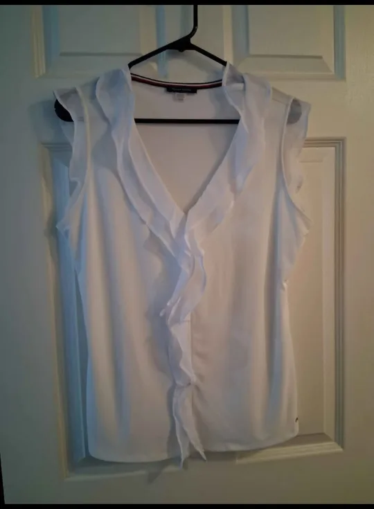 Dressy sleeveless blouse thumbnail