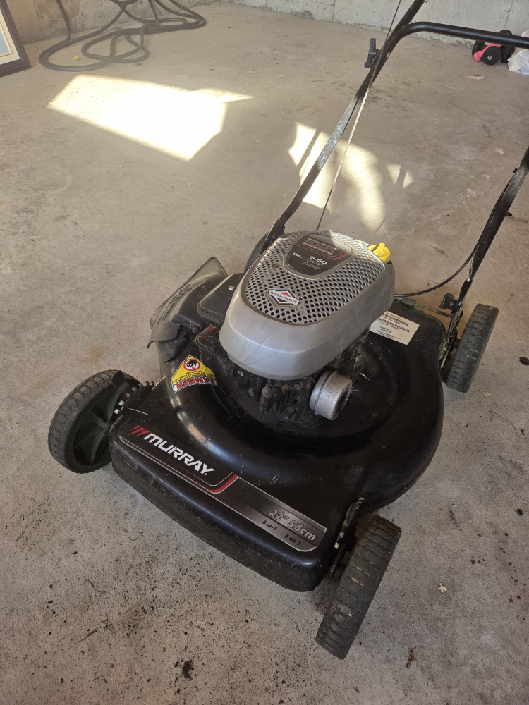 Murray 22" 3-in-1 Gas Powered Lawn Mower - photo 2