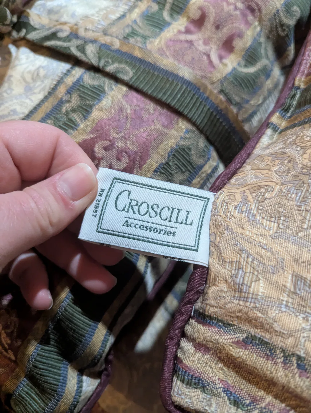 Croscill Decorative Pillow Set image indicator(5)