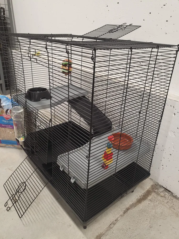 Small Pet Cage and Lavender Bedding Bundle image indicator(4)