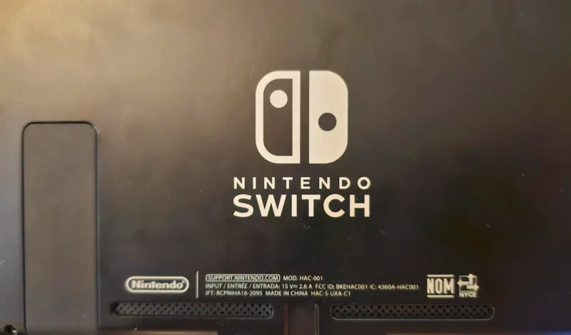 Nintendo Switch with accessories (pick-up Warden and Kingston) image indicator(6)