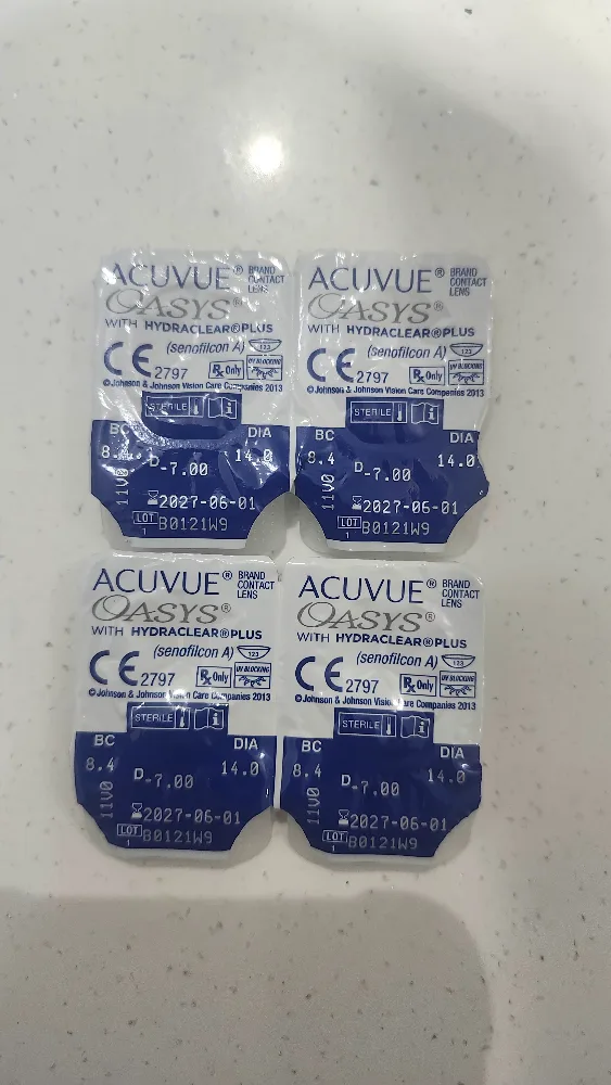 Acuvue Oasys Contact Lenses power minus 7 image indicator(3)
