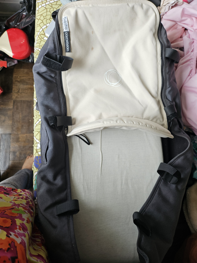 bugaboo camelion stroller with bassinet - photo 3
