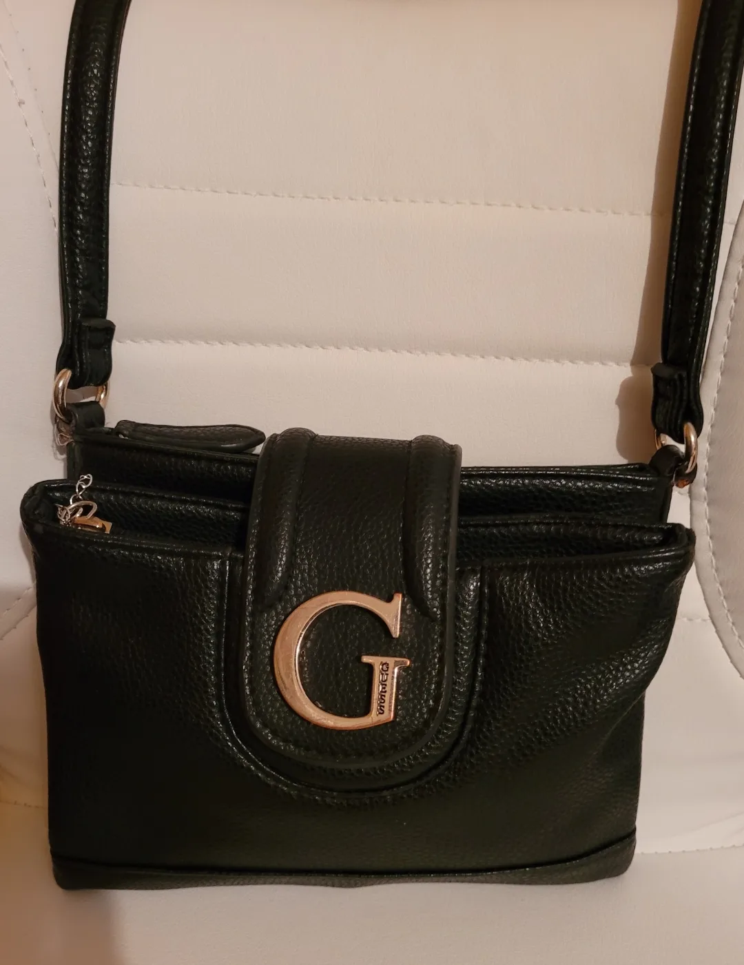 GUESS Black Crossbody Purse Bag