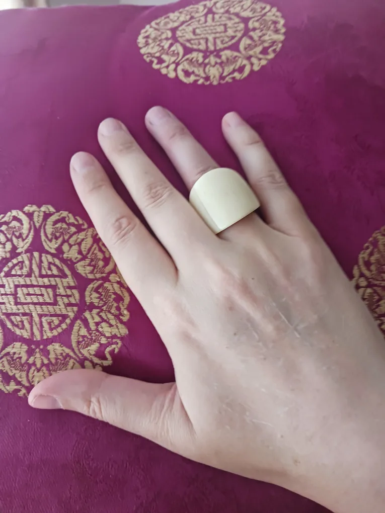 Vintage Bone Ring thumbnail