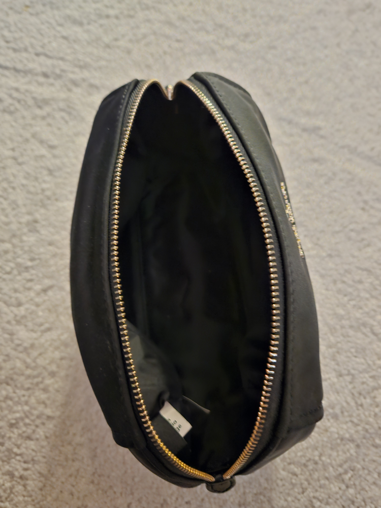 Kate Spade makeup bag - photo 2