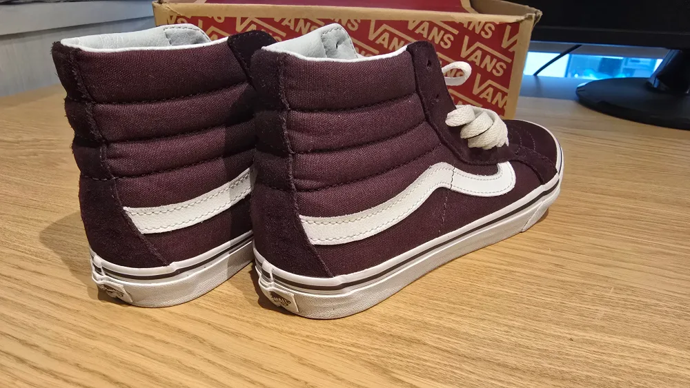 Vans Sk8-Hi Slim Iron Brown/True White Shoes - Size 8 image indicator(3)