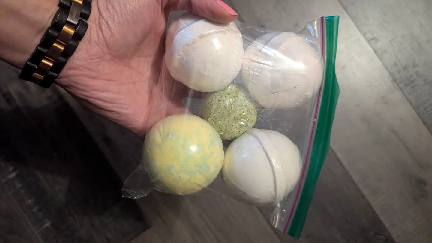 Bath Bombs thumbnail