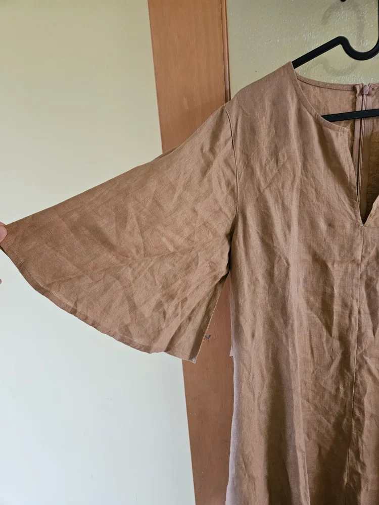 long linen dress image indicator(5)