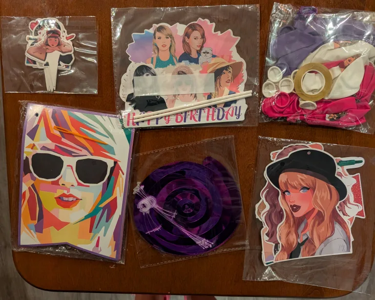 Taylor Swift Birthday Party Decorations thumbnail