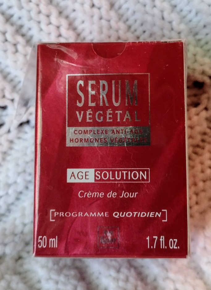 Yves Rocher Serum Vegetal Age Solution Day Cream Sealed 50mL - photo 4