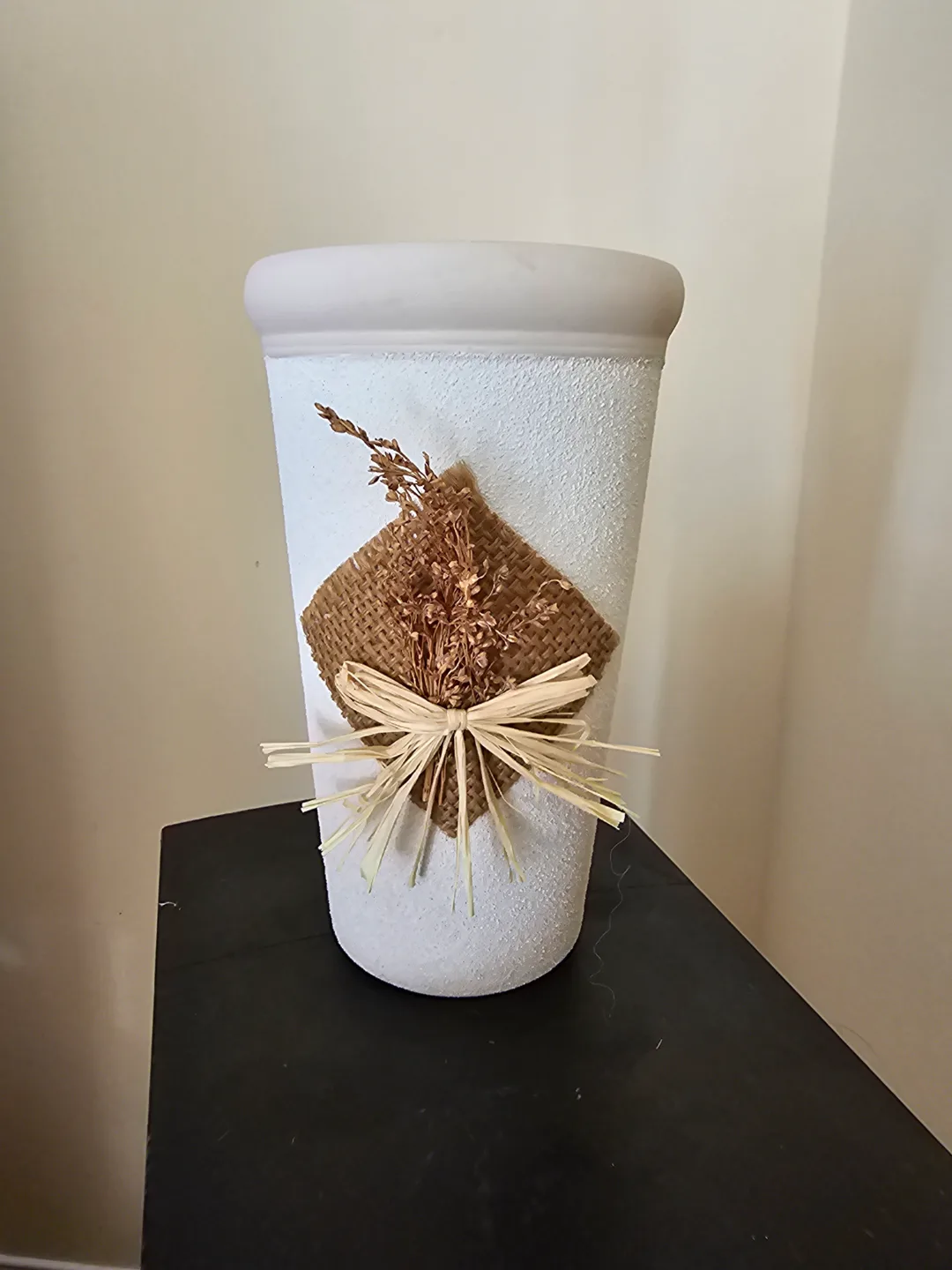 Decorative White Vase thumbnail